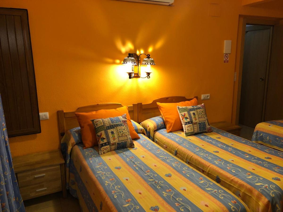 Chiki Hotell Peñíscola Exteriör bild