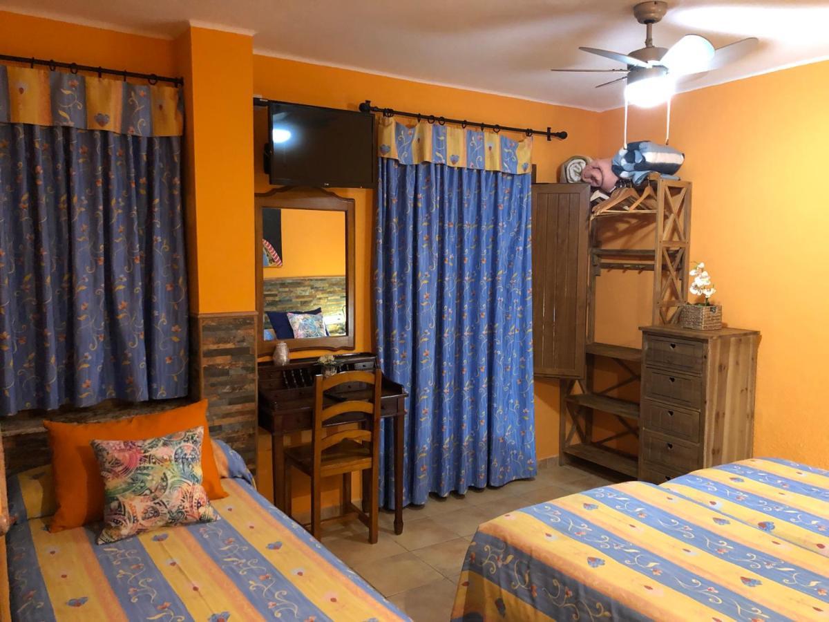 Chiki Hotell Peñíscola Exteriör bild